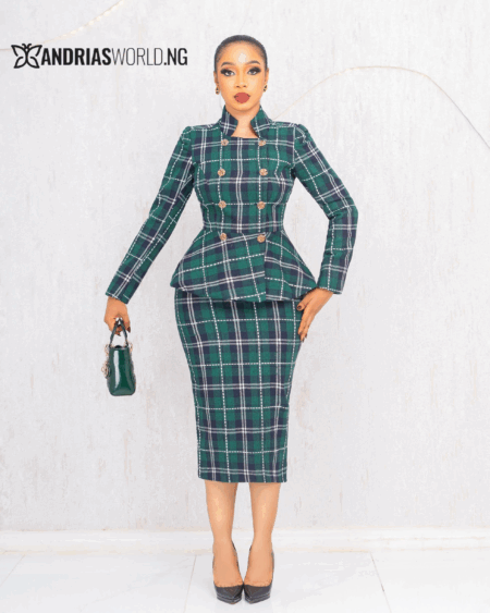 GREEN TWEED SKIRT SUIT